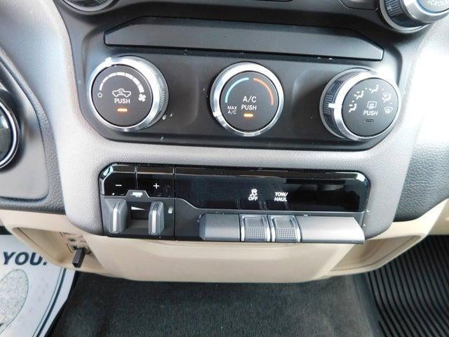 2021 RAM 1500 Big Horn Quad Cab 4x4 6'4' Box