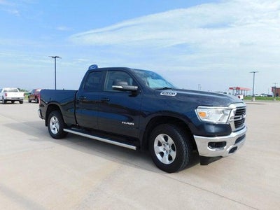 2021 RAM 1500 Big Horn Quad Cab 4x4 6'4' Box
