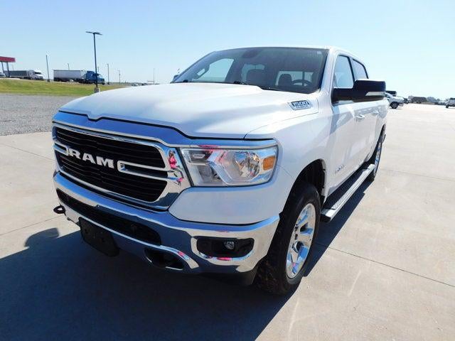 2019 RAM 1500 Big Horn/Lone Star 4x4 Crew Cab 5'7's photo