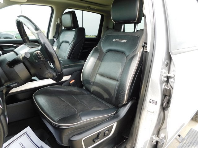 2022 RAM 1500 Laramie Crew Cab 4x4 5'7' Box