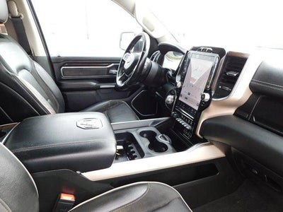 2022 RAM 1500 Laramie Crew Cab 4x4 5'7' Box