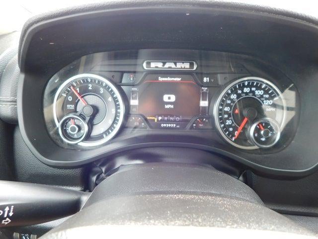 2022 RAM 1500 Laramie Crew Cab 4x4 5'7' Box