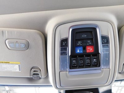 2022 RAM 1500 Laramie Crew Cab 4x4 5'7' Box