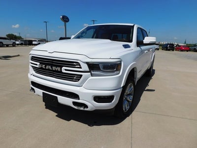 2022 RAM 1500 Laramie Crew Cab 4x4 5'7' Box