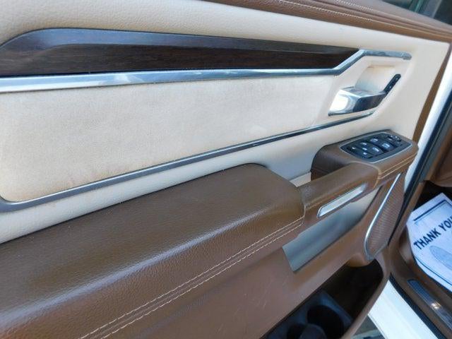 2022 RAM 1500 Laramie Crew Cab 4x4 5'7' Box