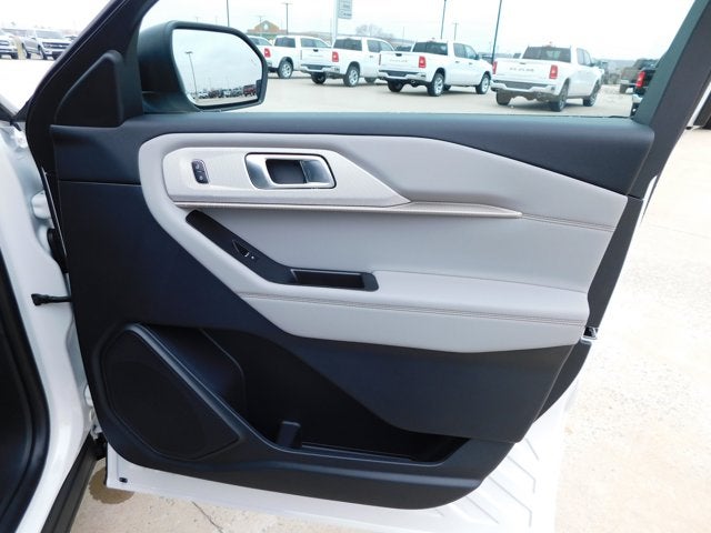 2026 Ford Explorer Active w/100A Pkg