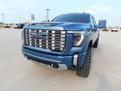 2026 GMC Sierra 2500 HD Crew Cab, Standard Bed, Denali, 4WD