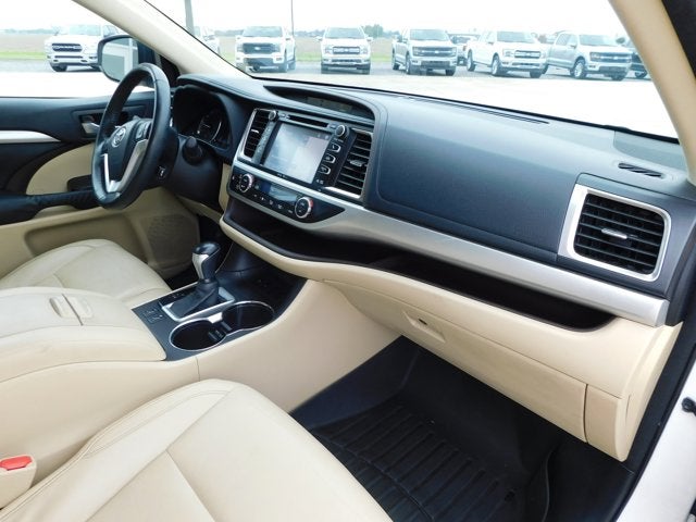 2014 Toyota Highlander XLE V6