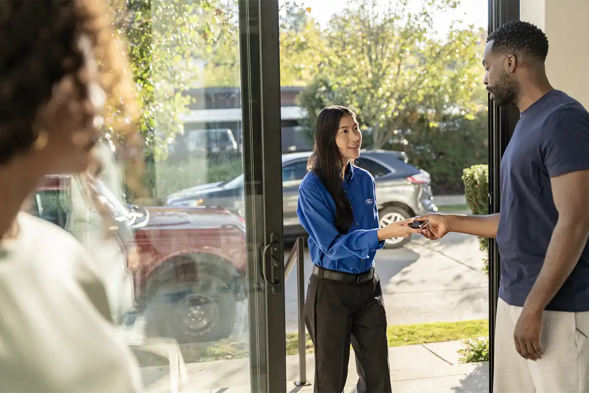 Petrus Auto Sales (Ford) in Stuttgart AR